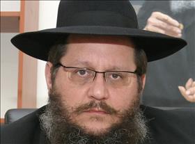 הרב יוסף אהרונוב, יו''ר צעירי חב''ד. צילום: צעירי חב''ד, ויקיפדיה