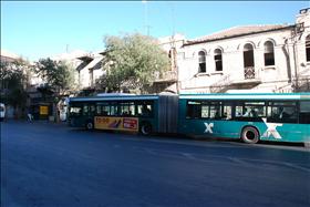 אוטובוס בירושלים. צילום: synnwang, flickr
