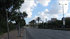 רחוב ביבנה. צילום: Ori~, wikipedia